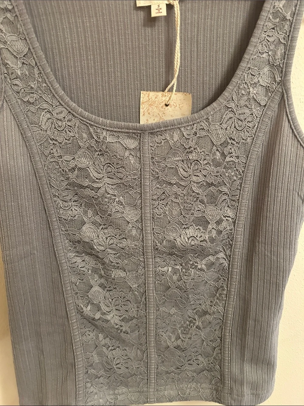 Hem & Thread Ribbed Lace-Panel Tank Top - Light Gray - Picture 4 of 7